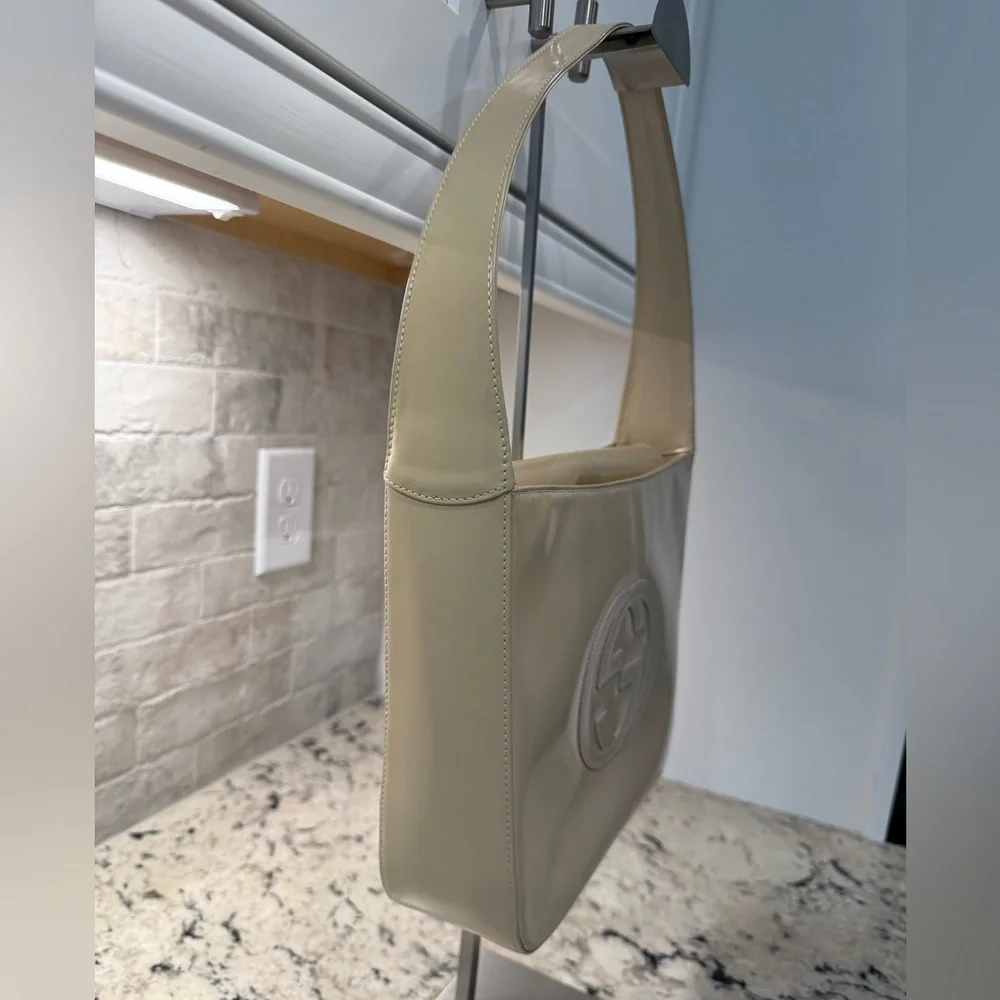 Gucci EUC Vintage Cream Patent Leather Shoulder Bag w/COA - Picture 9 of 14